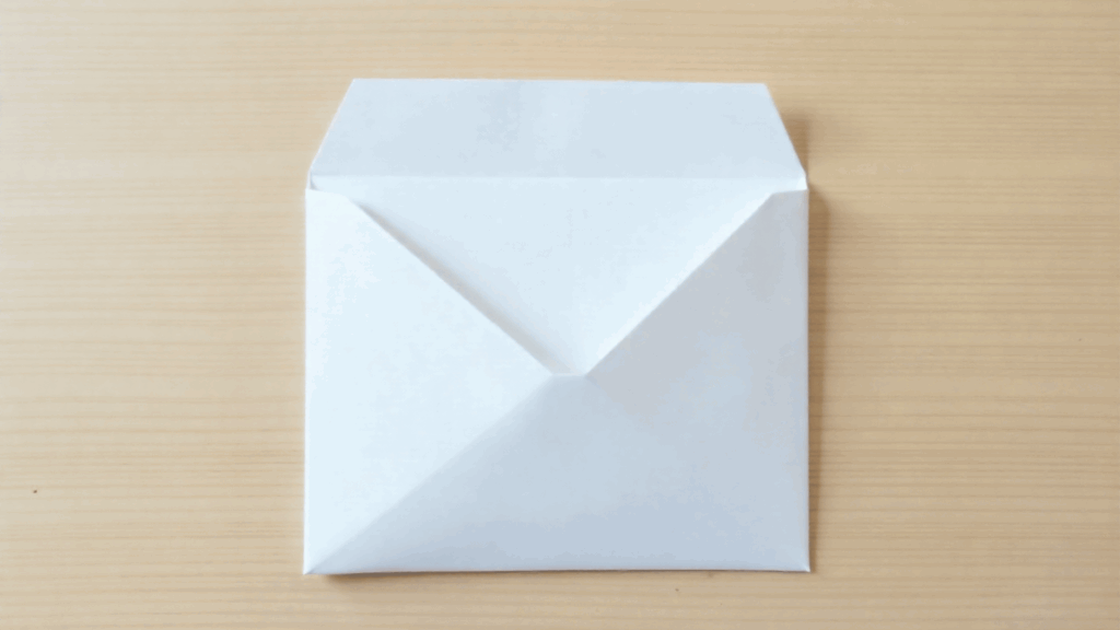 Hexagonal Letter Fold